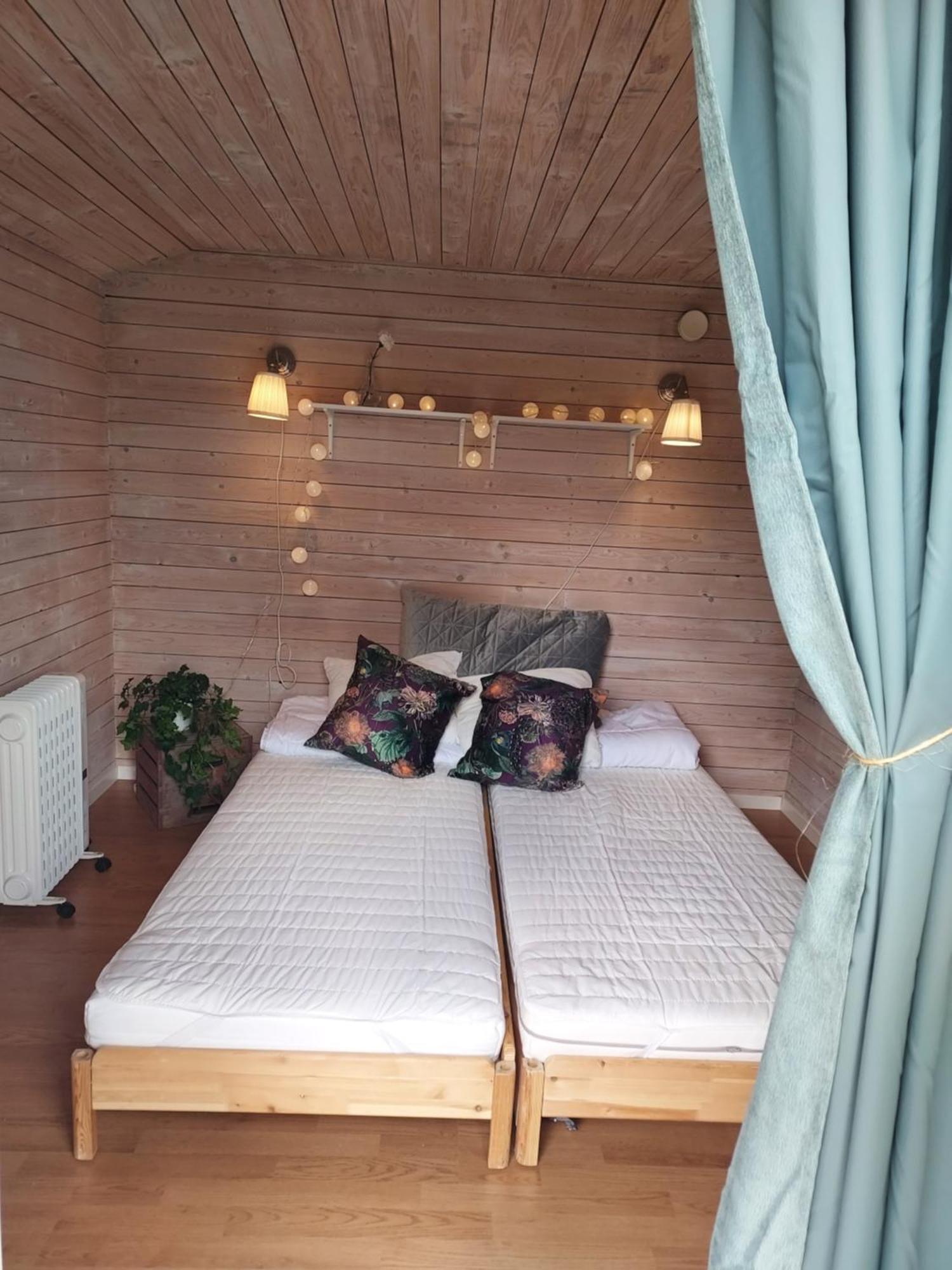Aelgbergets Bed & Breakfast Ucklum Bilik gambar